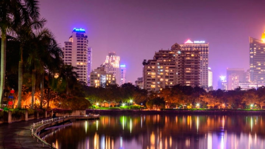 New Evening Bangkok History and Modernity