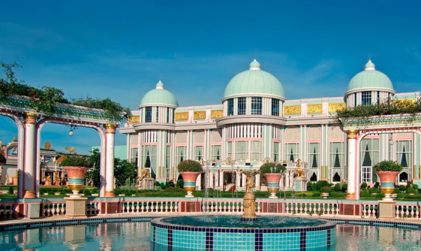 Экскурсия  Бан Сукхавади - Дворец миллионера